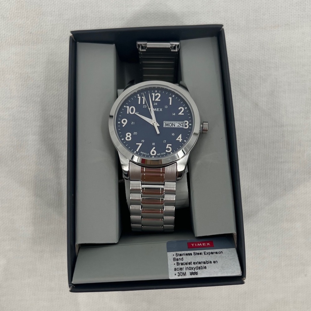 Timex South Street Sport Men's Watch – Blue Dial, T2M933 – NWT, Band Detached